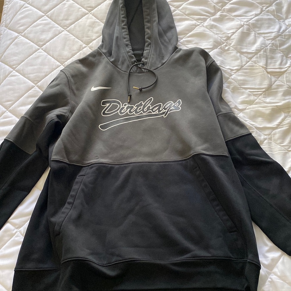 *TEAM ISSUED* LONG BEACH STATE DIRTBAGS NIKE HOODIE MEN’S XL